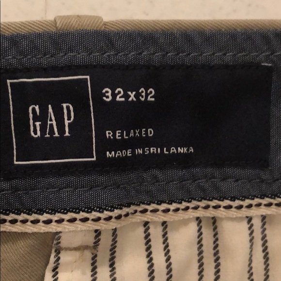 Gap relaxed fit khaki - Picture 3 of 3